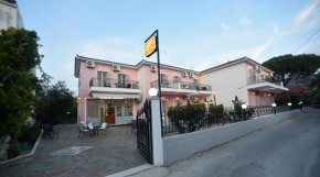 Anaxos Bay Rooms & Apartments